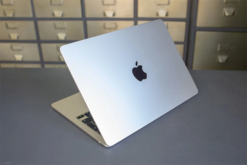Mcbook M2 Silver